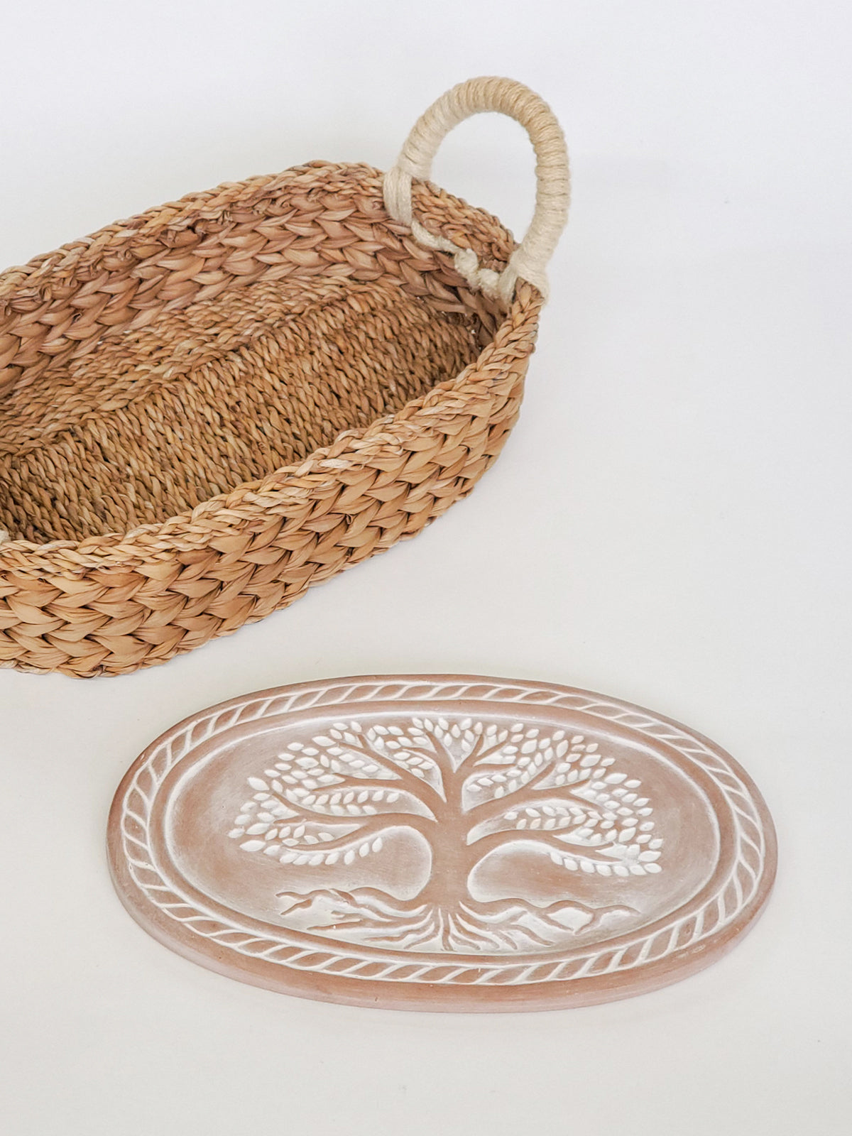 Bread Warmer & Basket - Tree of Life Oval