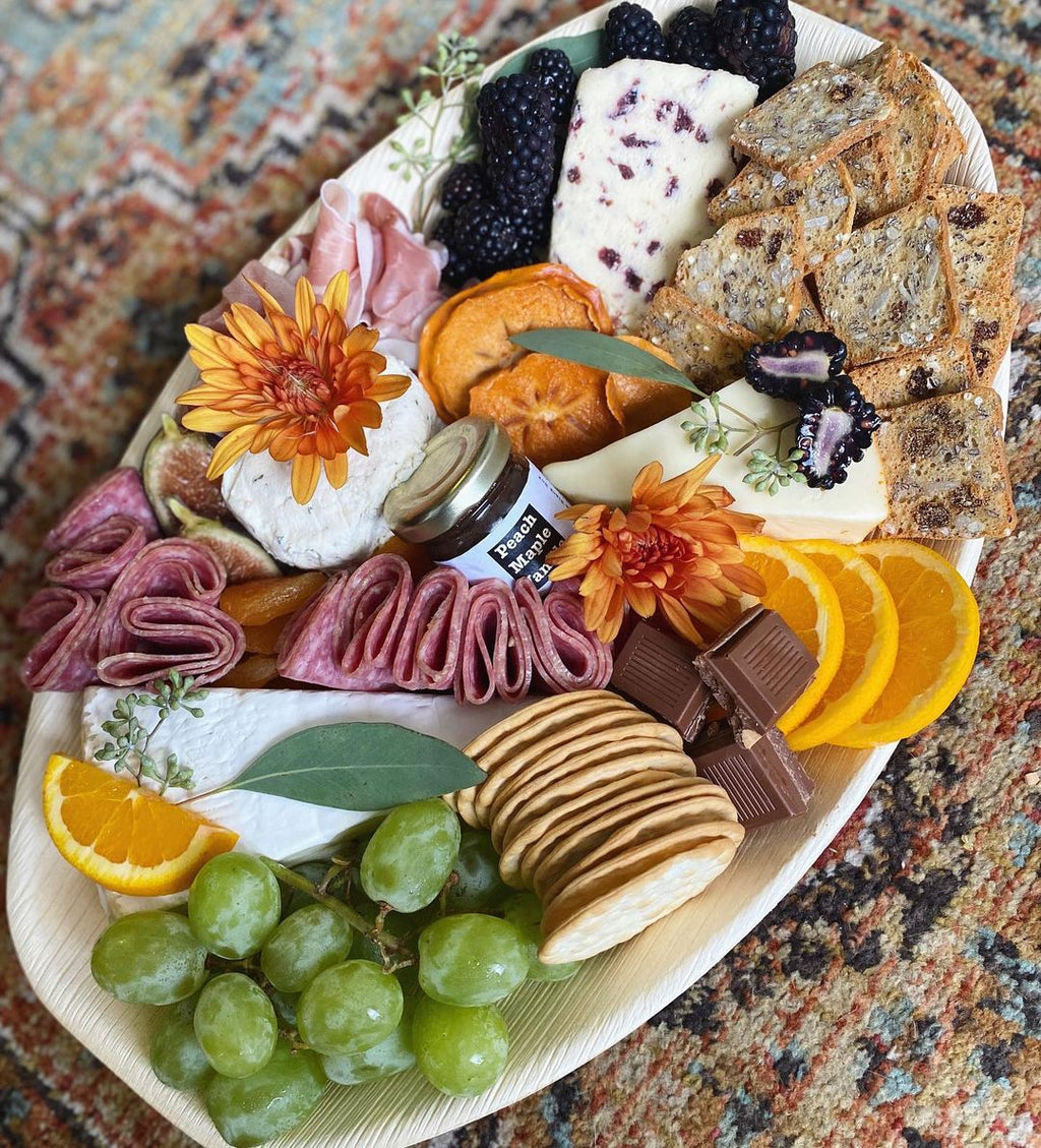 Palm Leaf Oval Platter Tray 15" x 10" Inch  (10/50/200 count)