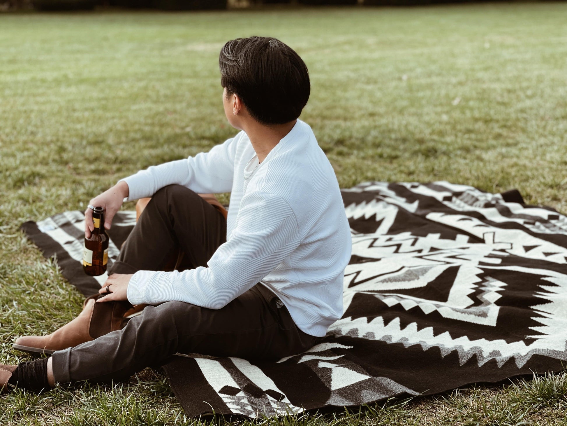 Loja Blanket - Ivory / Black